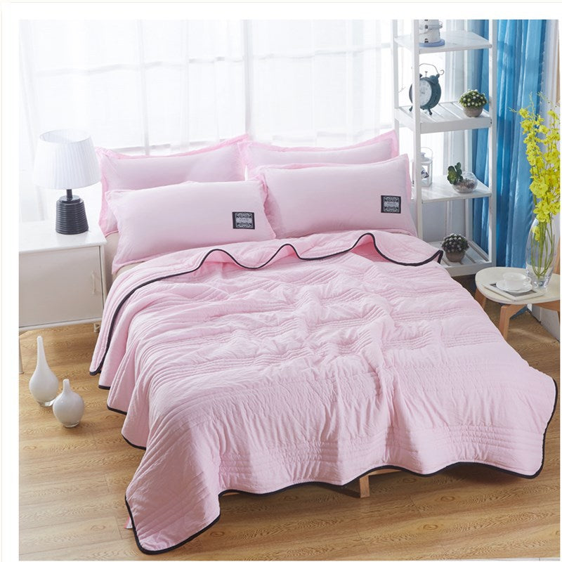 Cooling Summer Blanket - Lightweight Air-Conditioning Quilt